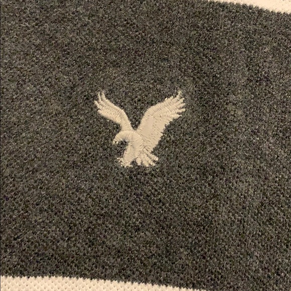 ♓️Polo grey stripe like new used nice tee shirt♓️ - Picture 3 of 4